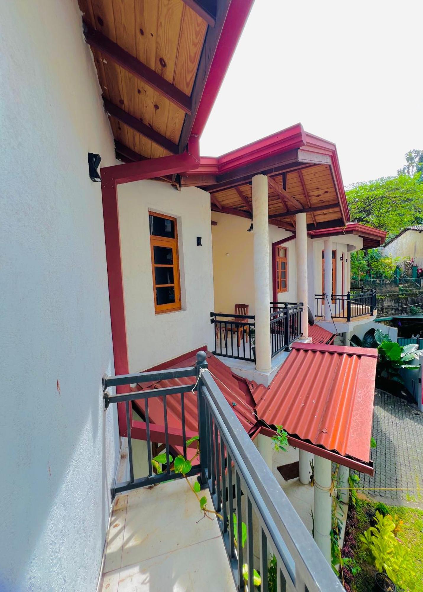Malwaththa Mount Villa 캔디 외부 사진